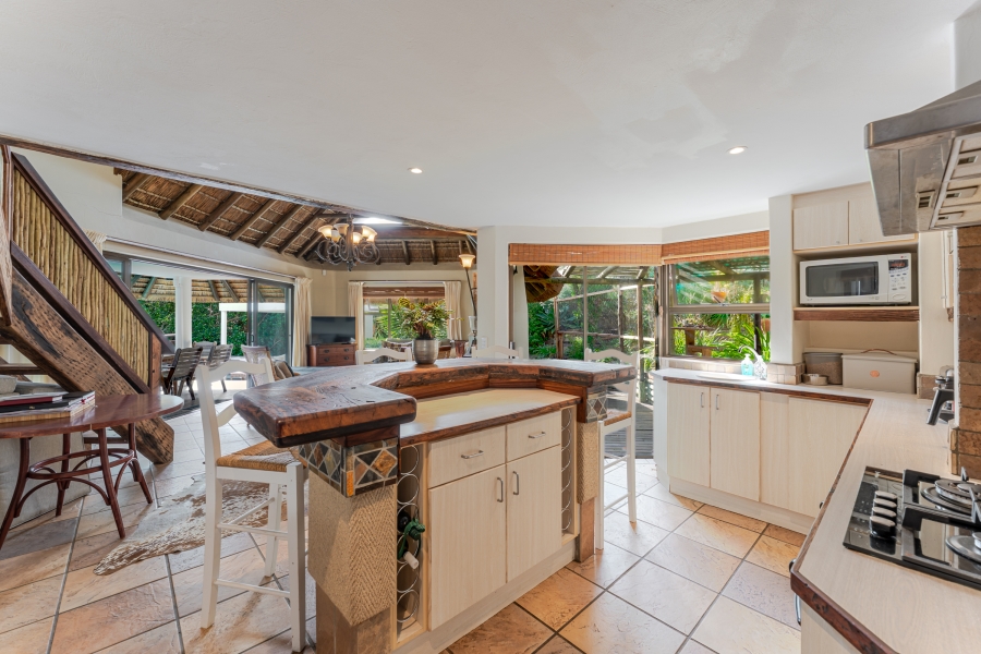 4 Bedroom Property for Sale in St Francis Bay Village Eastern Cape